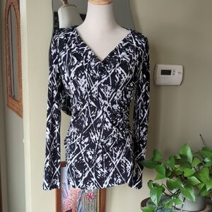 Kenneth Cole New York Abstract Drape Front Ruched Blouse Small